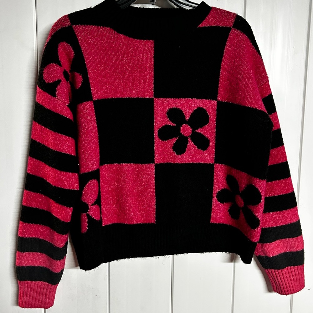Zara Black and Pink Floral Checkered Sweater - Picture 2 of 3